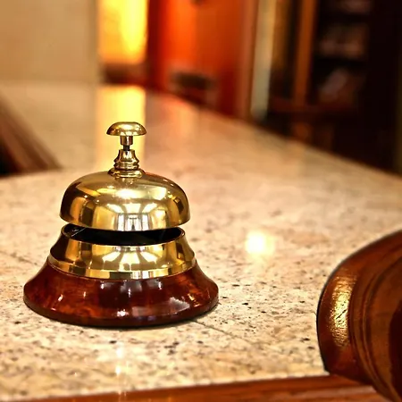 Ξενοδοχείο Cardinal Σπα